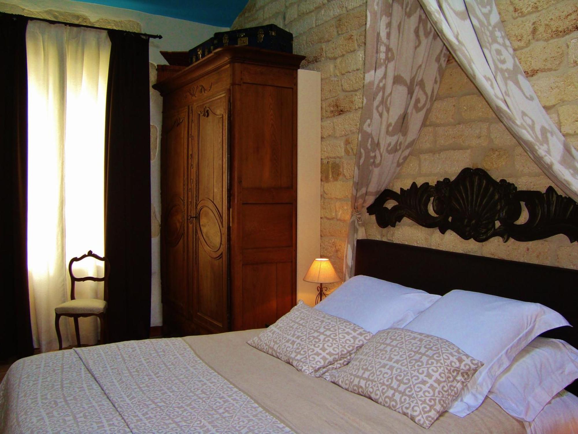 L'Escampe Bed and Breakfast Saturargues Rum bild