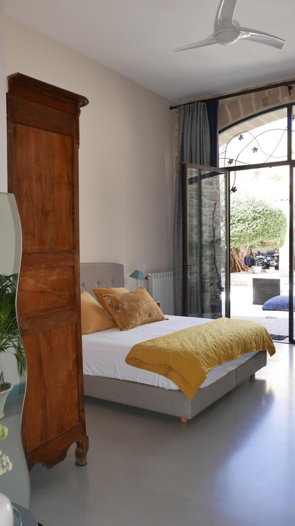 L'Escampe Bed and Breakfast Saturargues Exteriör bild